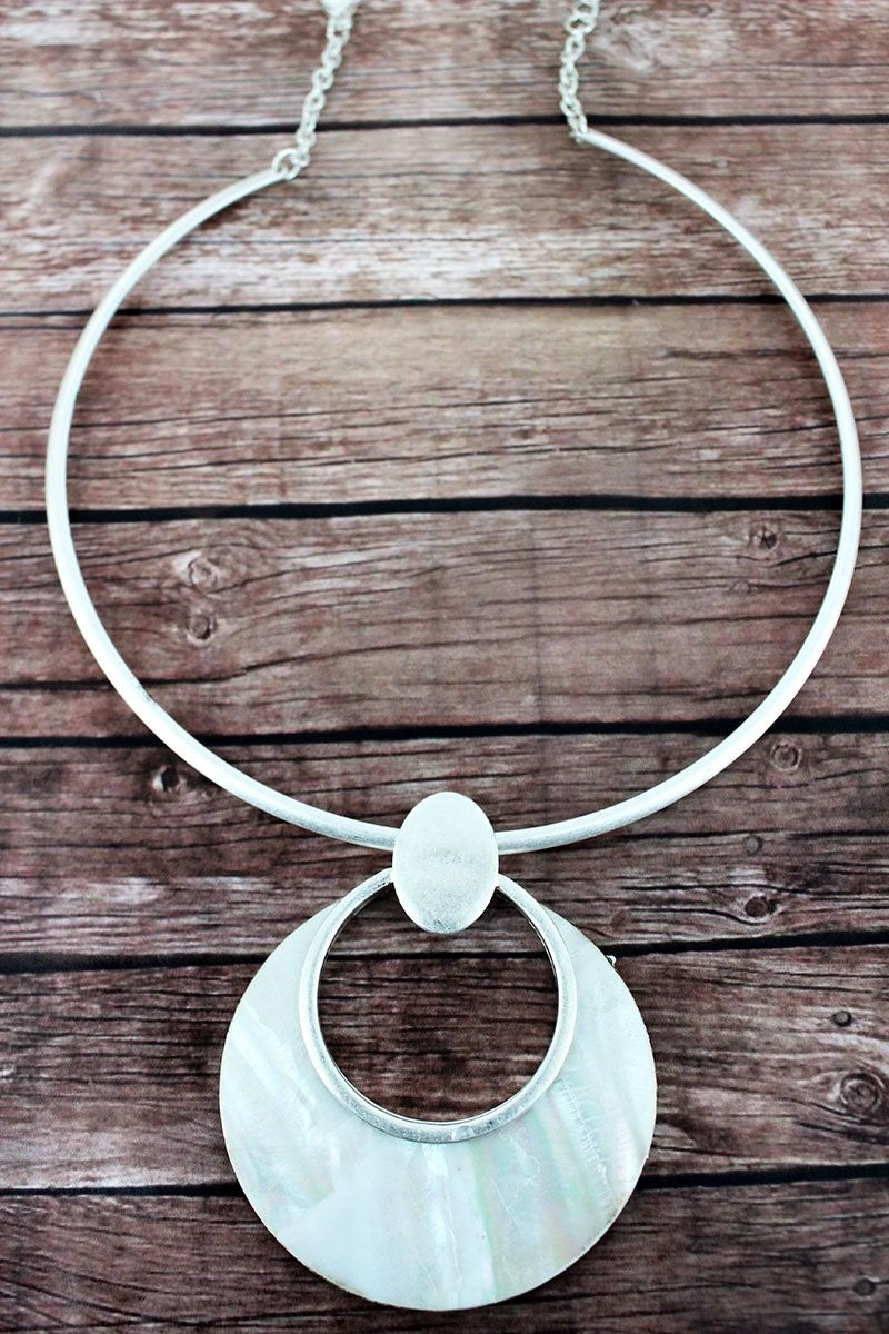Mother of Pearl and Silvertone Disk Pendant Collar Necklace - Lily And Ann Online Boutique